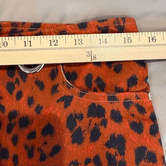 NEW! MAIOU The Tommy Pant in Red Leopard Print with Silver Belt Size 27 - Picture 12 of 15